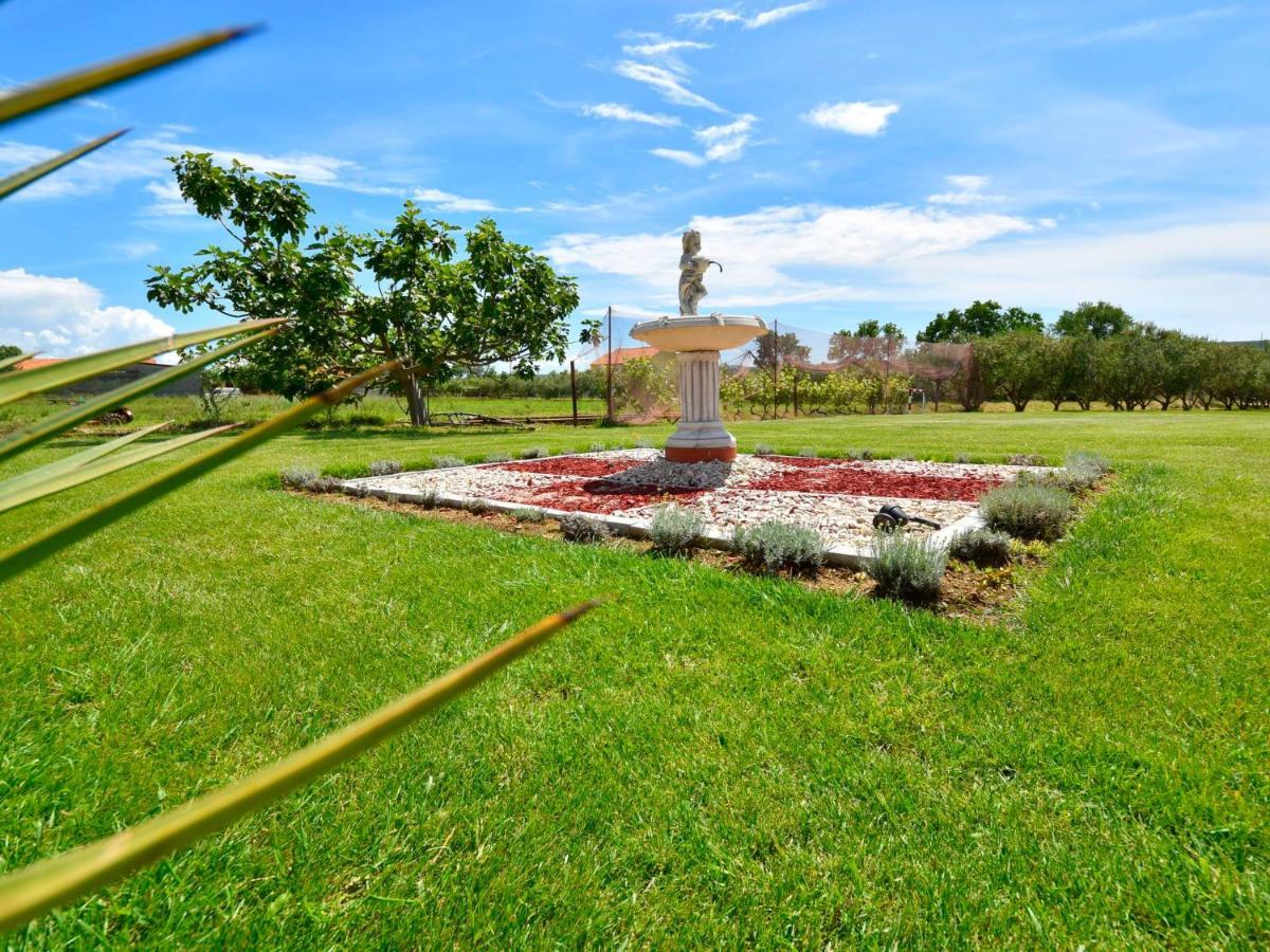 Holiday Home Frane By Interhome Lisane Tinjske Bagian luar foto