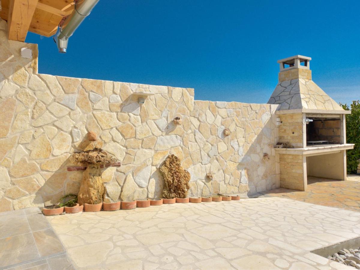 Holiday Home Frane By Interhome Lisane Tinjske Bagian luar foto