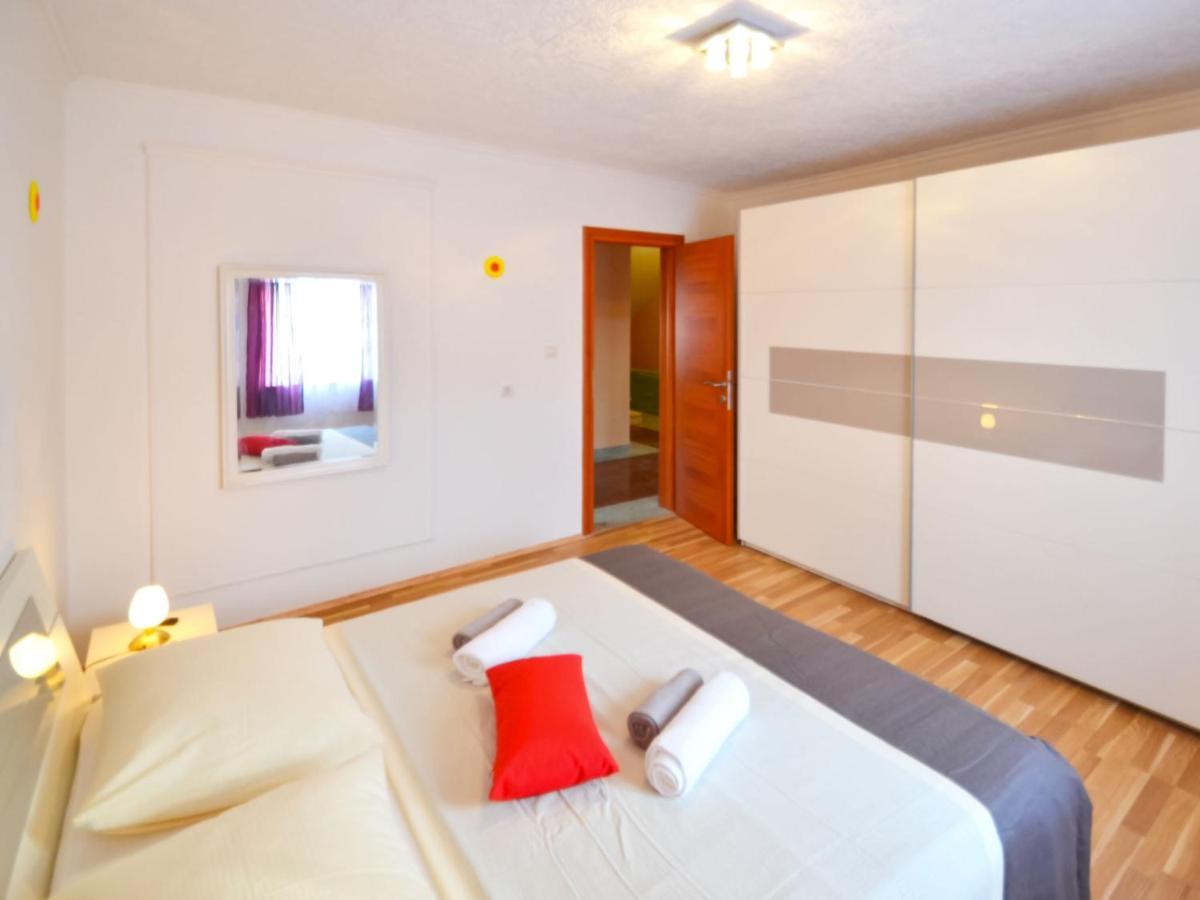 Holiday Home Frane By Interhome Lisane Tinjske Bagian luar foto